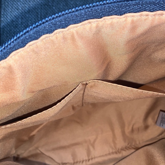 Fossil Floral Crossbody Bag with Brown Strap, like new. - Picture 14 of 16